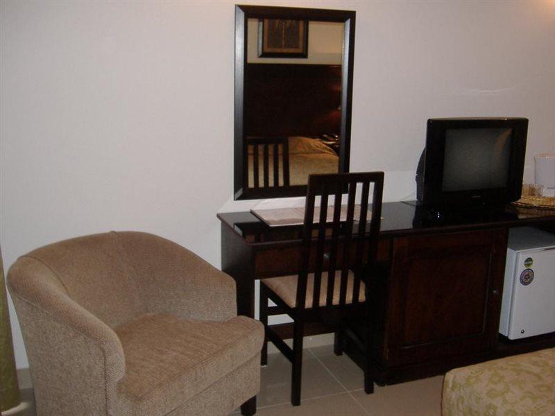 Vip Inn Бейра Екстериор снимка