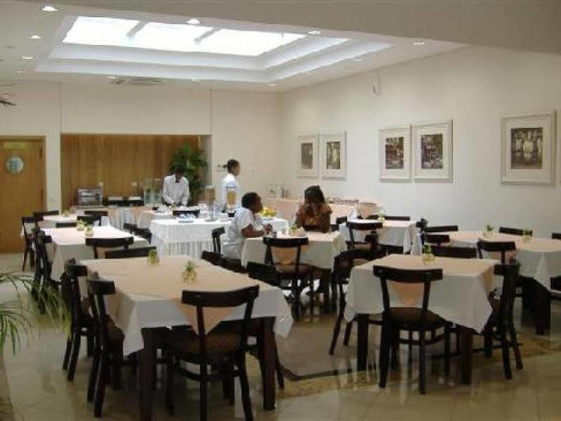 Vip Inn Бейра Екстериор снимка